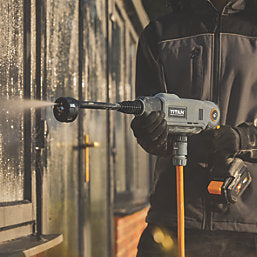 Titan TTI855PRW 22bar 18V 1 x 5.0Ah Li-Ion Cordless Hand-Held Pressure Washer (123PV)